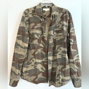 Aeropostale Camo shirt jacket M women’s